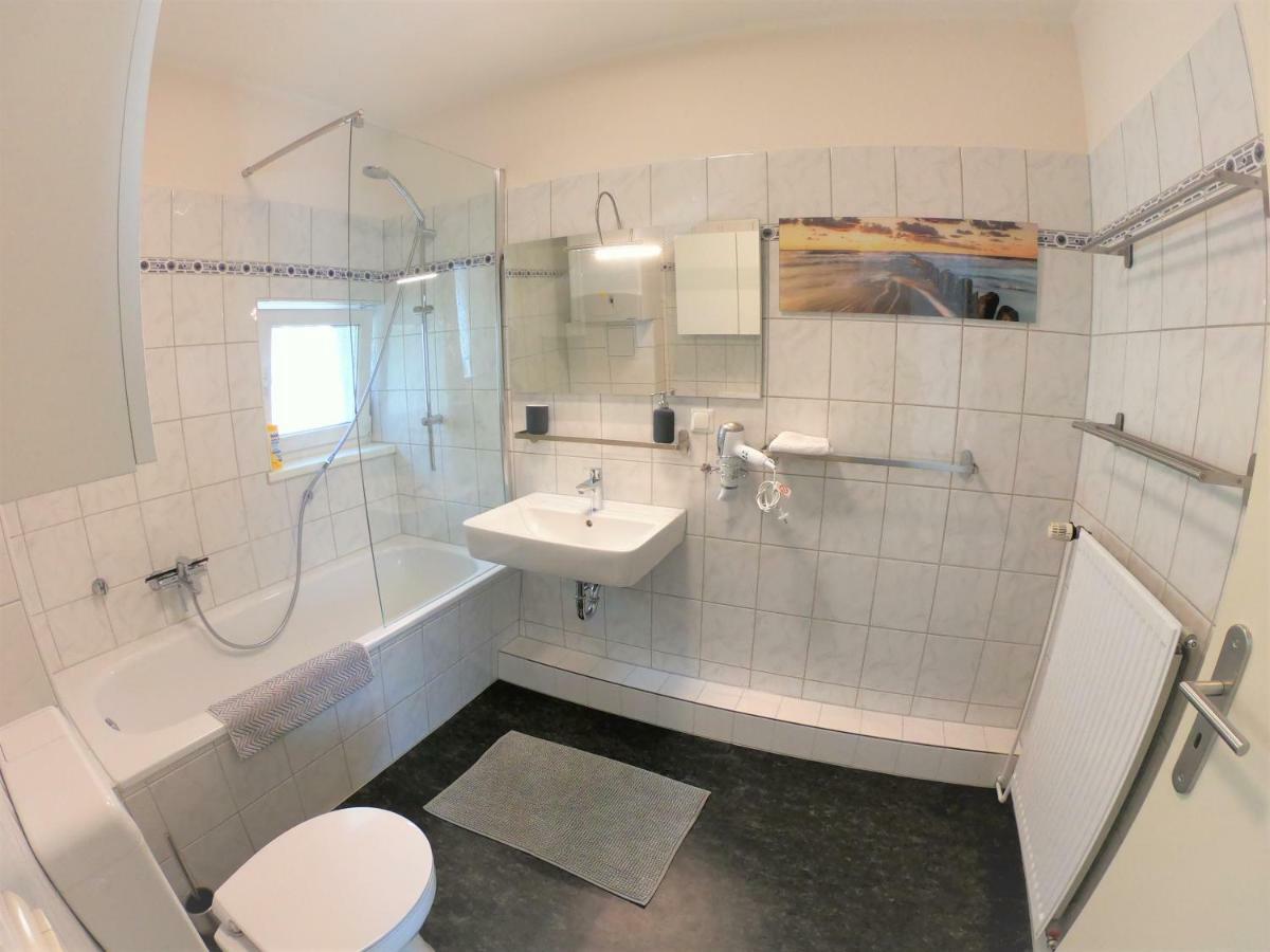 Schwerin Apartment Am Pfaffenteich 1. Obergeschoss מראה חיצוני תמונה